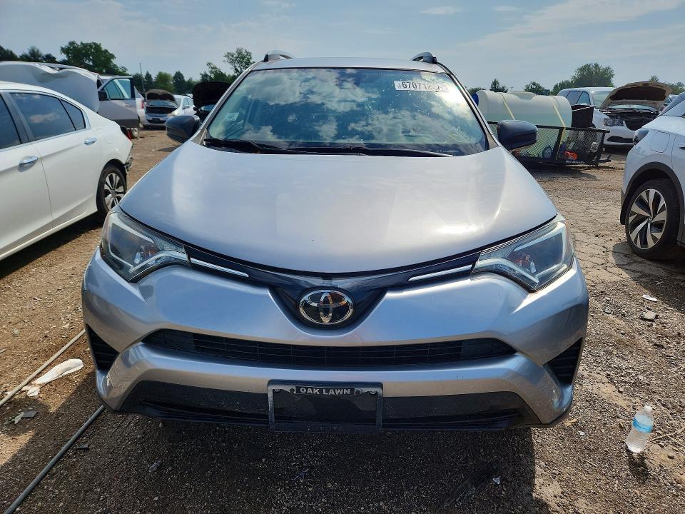 Aukcja sprzedaży 2018 Toyota Rav4, vin: JTMZFREV3JJ197692, numer aukcji: 67071256