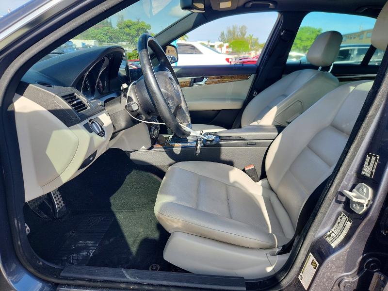 67558506 :رقم المزاد ، WDDGF56X59R068355 vin ، 2009 Mercedes-benz C مزاد بيع