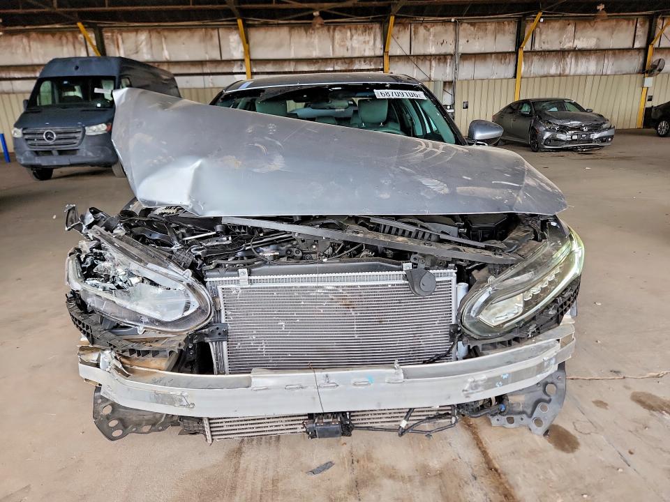 68709106 :رقم المزاد ، 1HGCV1F18LA042453 vin ، 2020 Honda Accord مزاد بيع