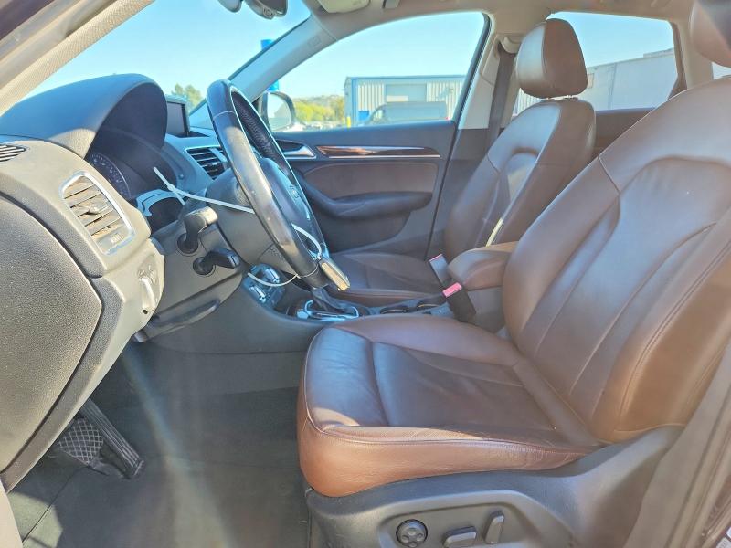 71245476 :رقم المزاد ، WA1GFCFS8FR005775 vin ، 2015 Audi Q3 مزاد بيع