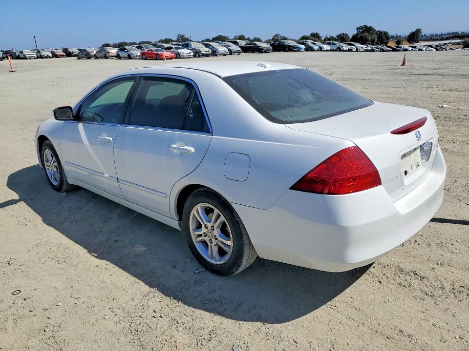 2006 Honda Accord მანქანა იყიდება აუქციონზე, vin: 1HGCM56876A076721, აუქციონის ნომერი: 67752536