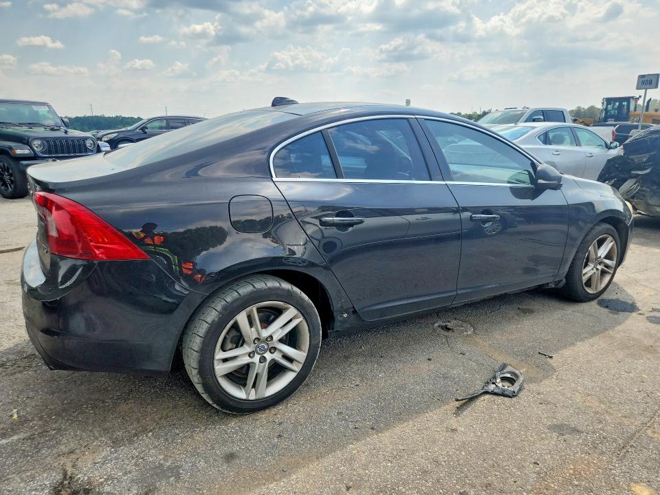 2015 Volvo S60 მანქანა იყიდება აუქციონზე, vin: YV126MFK7F2357691, აუქციონის ნომერი: 67833886