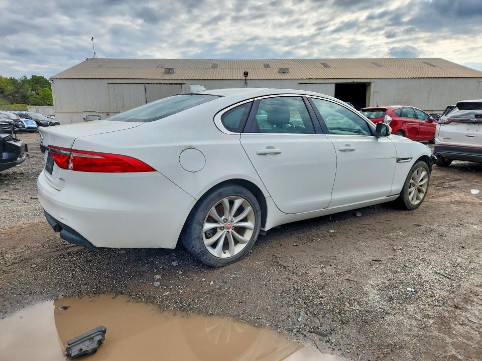 70803006 :رقم المزاد ، SAJBD4FX9KCY78845 vin ، 2019 Jaguar Xf مزاد بيع