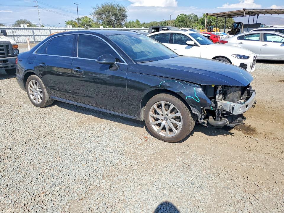 68376066 :رقم المزاد ، WAUGMAF4XLN008856 vin ، 2020 Audi A4 مزاد بيع