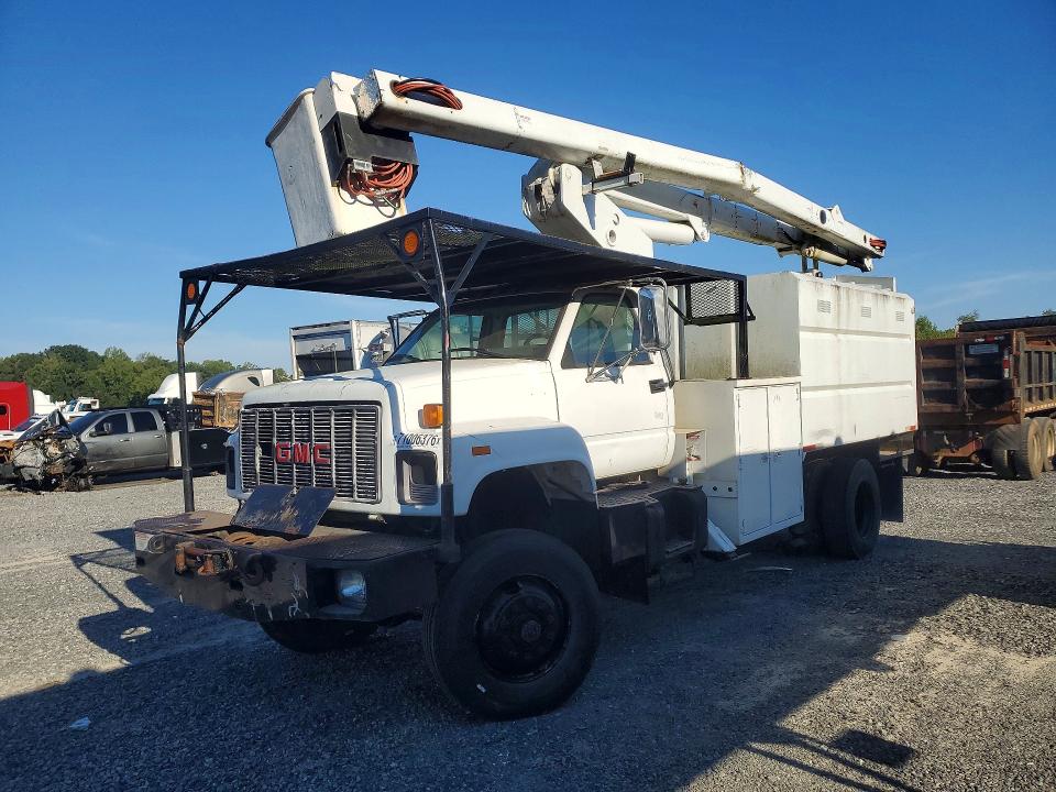 71006376 :رقم المزاد ، 1GDL7H1B2YJ526218 vin ، 2000 Gmc C7 مزاد بيع