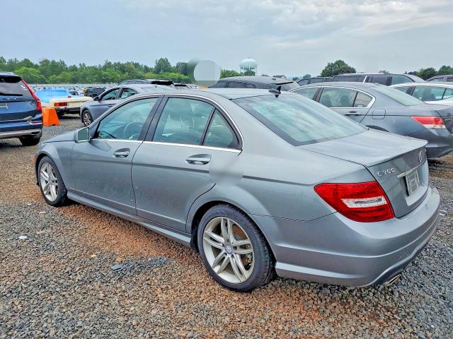 66126856 :رقم المزاد ، WDDGF8AB0ER319323 vin ، 2014 Mercedes-benz C مزاد بيع