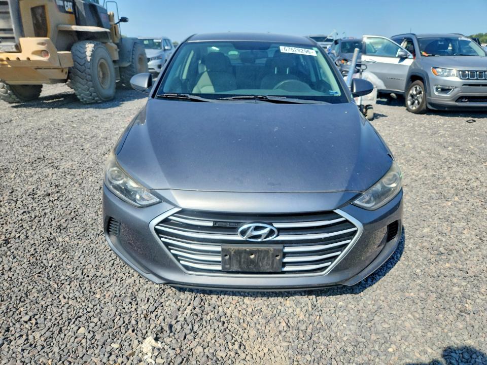 67528296 :رقم المزاد ، 5NPD84LF4JH253862 vin ، 2018 Hyundai Elantra مزاد بيع