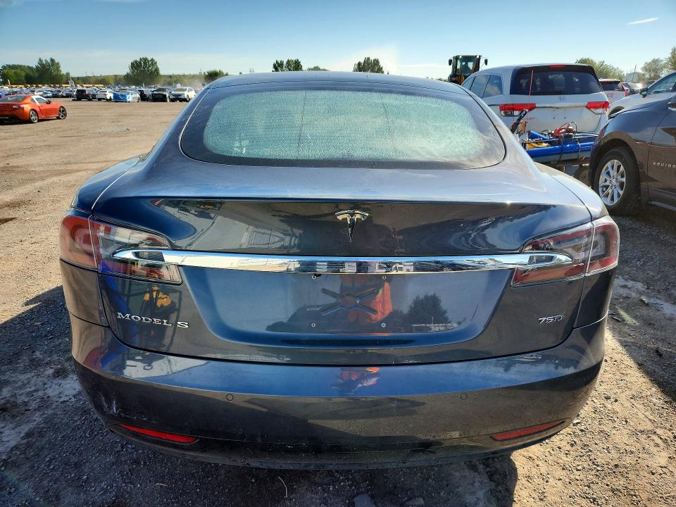 Продажа на аукционе авто 2017 Tesla Model S, vin: 5YJSA1E22HF218542, номер лота: 68140636