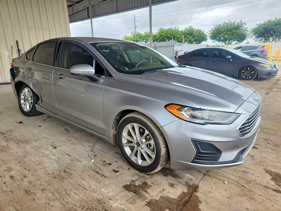 Продажа на аукционе авто 2020 Ford Fusion, vin: 3FA6P0HD3LR257158, номер лота: 69999386