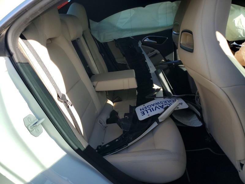 69131506 :رقم المزاد ، WDDSJ4GB1FN215148 vin ، 2015 Mercedes-benz Cla مزاد بيع