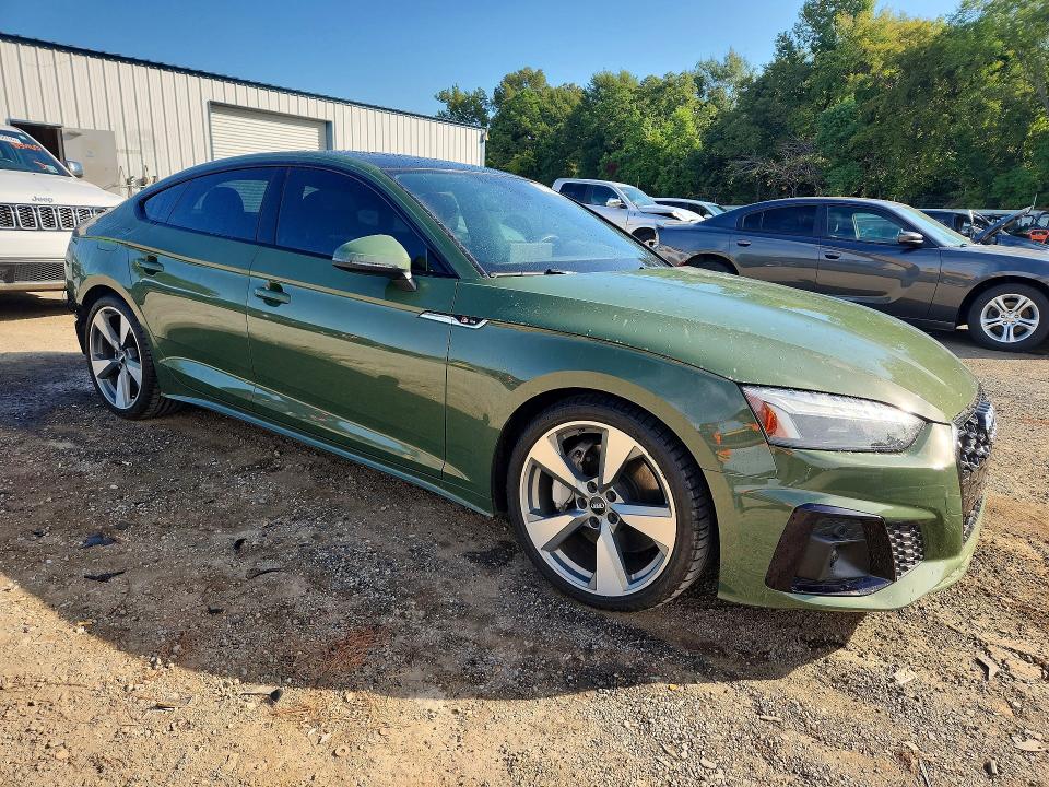 67032566 :رقم المزاد ، WAUFACF53MA008795 vin ، 2021 Audi A5 مزاد بيع