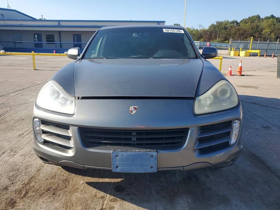 68155146 :رقم المزاد ، WP1AA2AP9ALA03826 vin ، 2010 Porsche Cayenne مزاد بيع