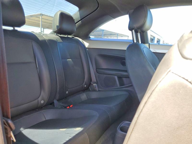 68858436 :رقم المزاد ، 3VWJP7AT8DM617695 vin ، 2013 Volkswagen Beetle مزاد بيع