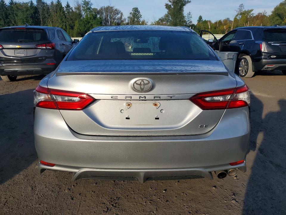 Продаж на аукціоні авто 2018 Toyota Camry, vin: JTNB11HK9J3051364, номер лоту: 70953366