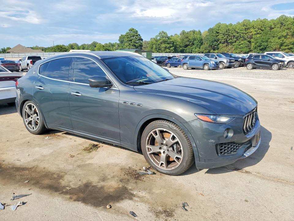 Продажа на аукционе авто 2017 Maserati Levante, vin: ZN661YUL1HX253615, номер лота: 68241686