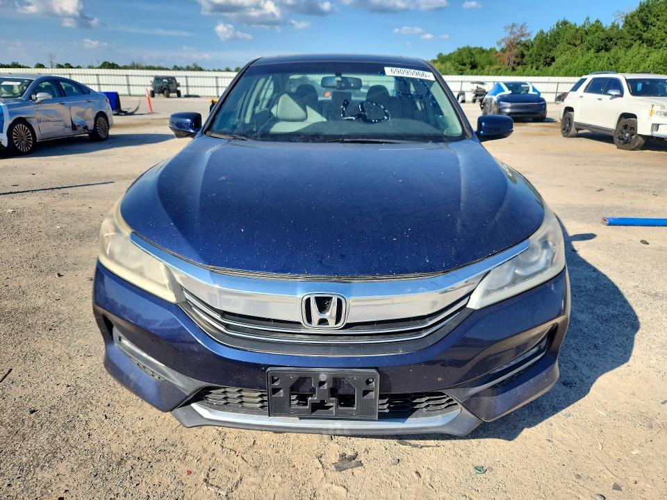 Auction sale of the 2016 Honda Accord, vin: 1HGCR3F82GA008169, lot number: 69095966