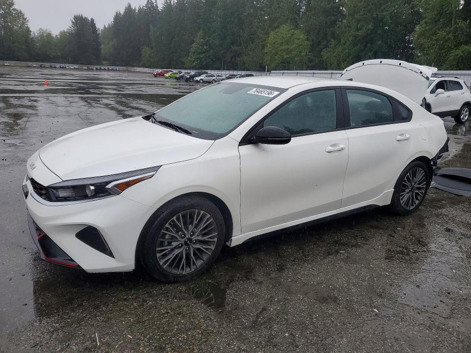 2024 Kia Forte მანქანა იყიდება აუქციონზე, vin: 3KPF54AD3RE821957, აუქციონის ნომერი: 70465196