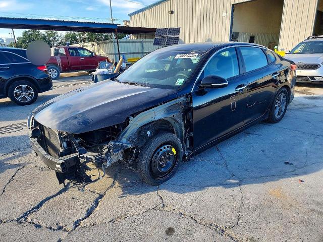 2020 Kia Optima მანქანა იყიდება აუქციონზე, vin: 5XXGT4L31LG426477, აუქციონის ნომერი: 70274536