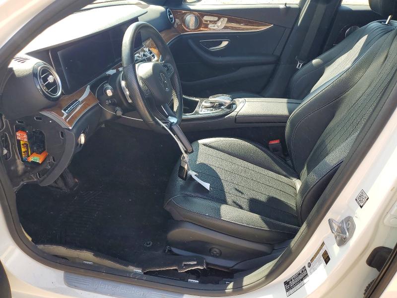 69359496 :رقم المزاد ، WDDZF4KB8JA344026 vin ، 2018 Mercedes-benz E مزاد بيع
