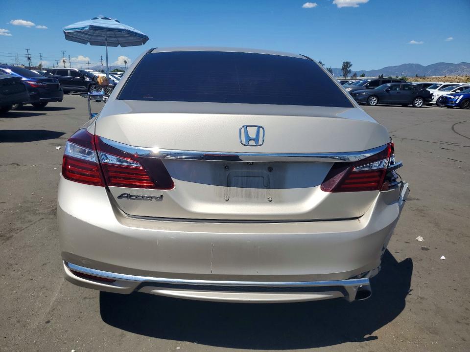 68386966 :رقم المزاد ، 1HGCR2F30HA218396 vin ، 2017 Honda Accord مزاد بيع