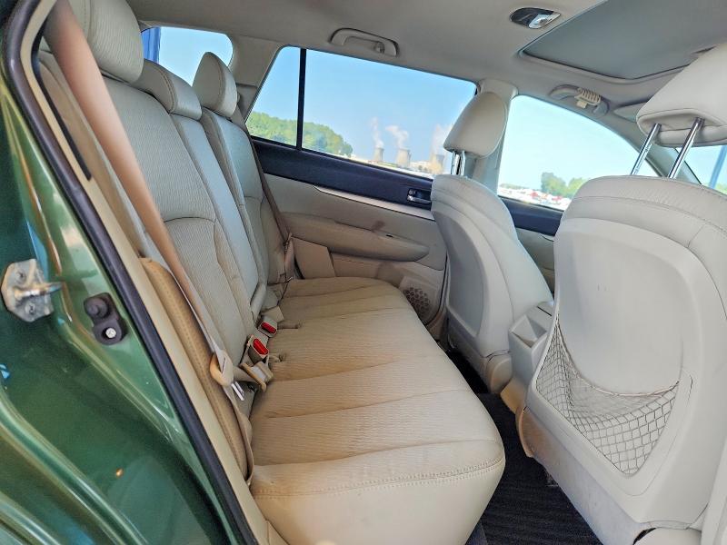 67267436 :رقم المزاد ، 4S4BRBGC4A3372608 vin ، 2010 Subaru Outback مزاد بيع