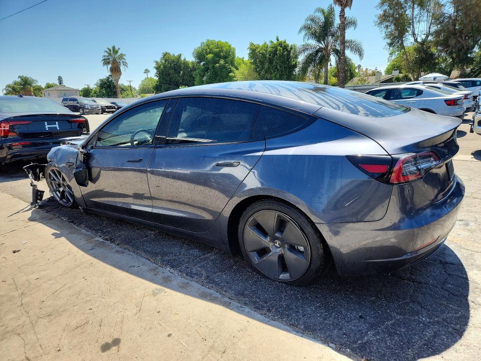 Продажа на аукционе авто 2022 Tesla Model 3, vin: 5YJ3E1EA4NF372990, номер лота: 67561706