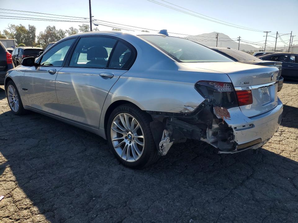2014 Bmw 750 მანქანა იყიდება აუქციონზე, vin: WBAYF8C56ED652741, აუქციონის ნომერი: 67367636