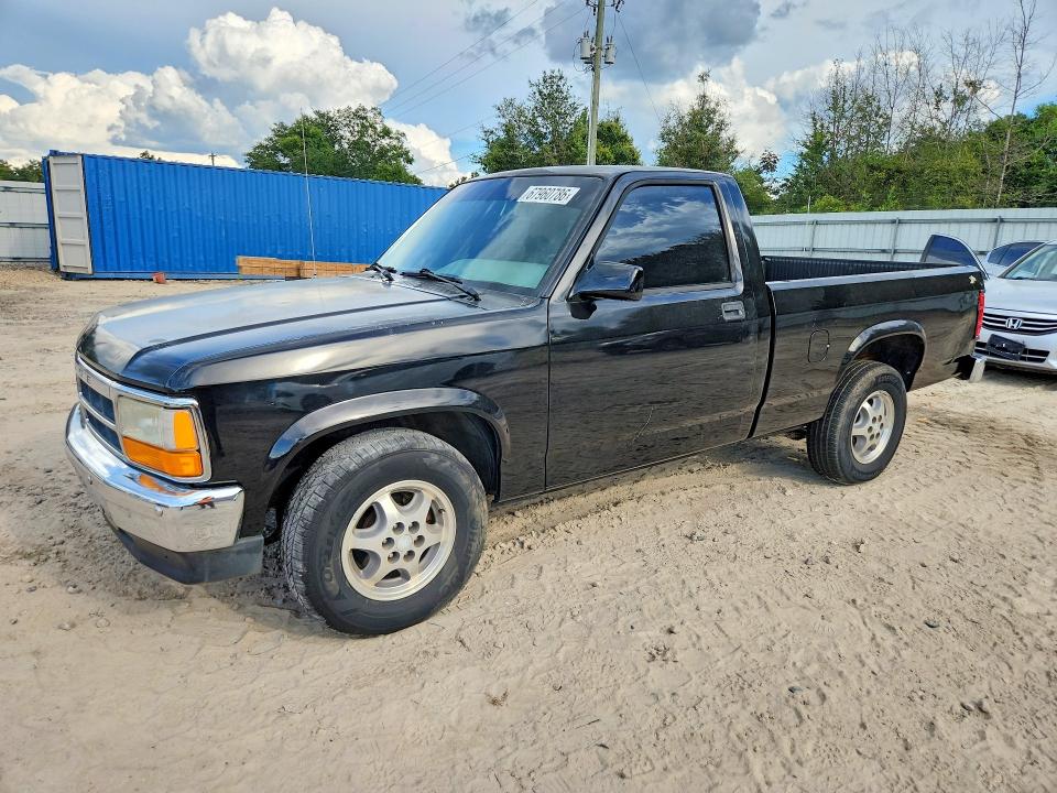 67960786 :رقم المزاد ، 1B7FL26P6TS641700 vin ، 1996 Dodge Dakota مزاد بيع