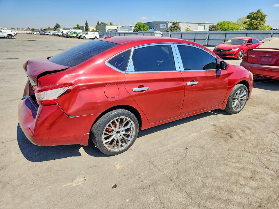 2015 Nissan Sentra მანქანა იყიდება აუქციონზე, vin: 3N1AB7AP9FY354247, აუქციონის ნომერი: 69816176