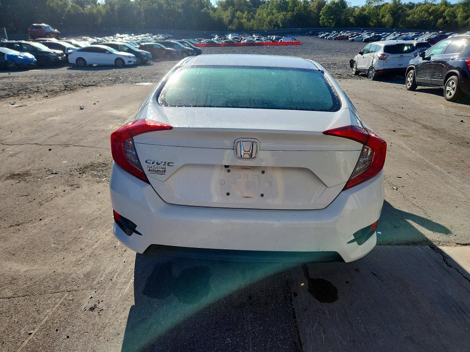 Продаж на аукціоні авто 2018 Honda Civic, vin: 2HGFC2F59JH543068, номер лоту: 68672166