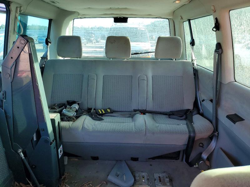 2002 Volkswagen Eurovan მანქანა იყიდება აუქციონზე, vin: WV2KB47092H076225, აუქციონის ნომერი: 67956726