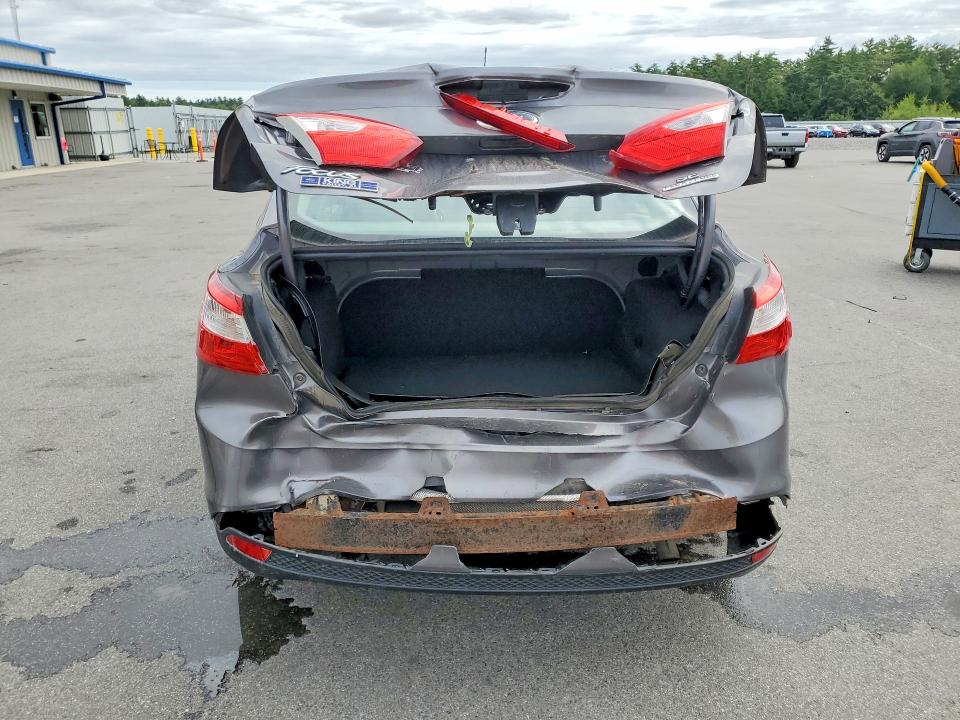 2014 Ford Focus მანქანა იყიდება აუქციონზე, vin: 1FADP3F2XEL227313, აუქციონის ნომერი: 67085386