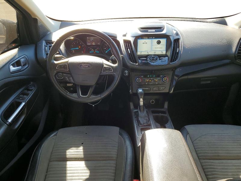70812416 :رقم المزاد ، 1FMCU0JD3HUE32570 vin ، 2017 Ford Escape مزاد بيع