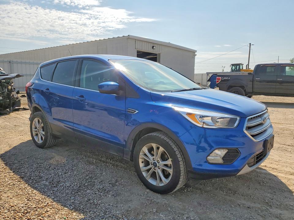 2019 Ford Escape მანქანა იყიდება აუქციონზე, vin: 1FMCU0GD4KUB02113, აუქციონის ნომერი: 66898766