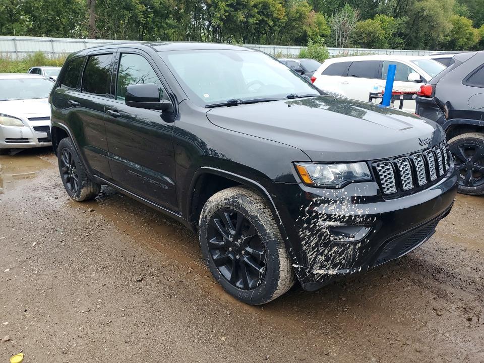 69225776 :رقم المزاد ، 1C4RJFAG1JC348103 vin ، 2018 Jeep Grand Cherokee مزاد بيع