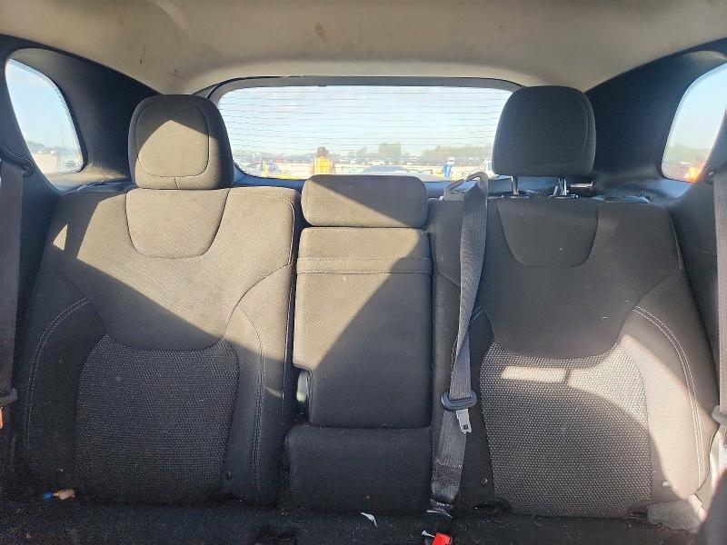 67515306 :رقم المزاد ، 1C4PJLCB9KD264534 vin ، 2019 Jeep Cherokee مزاد بيع