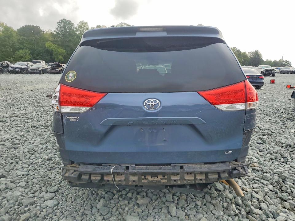Продажа на аукционе авто 2014 Toyota Sienna, vin: 5TDKK3DC6ES511564, номер лота: 69784236