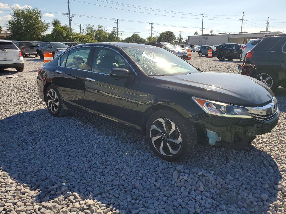 Aukcja sprzedaży 2017 Honda Accord, vin: 1HGCR3F00HA037407, numer aukcji: 70468676