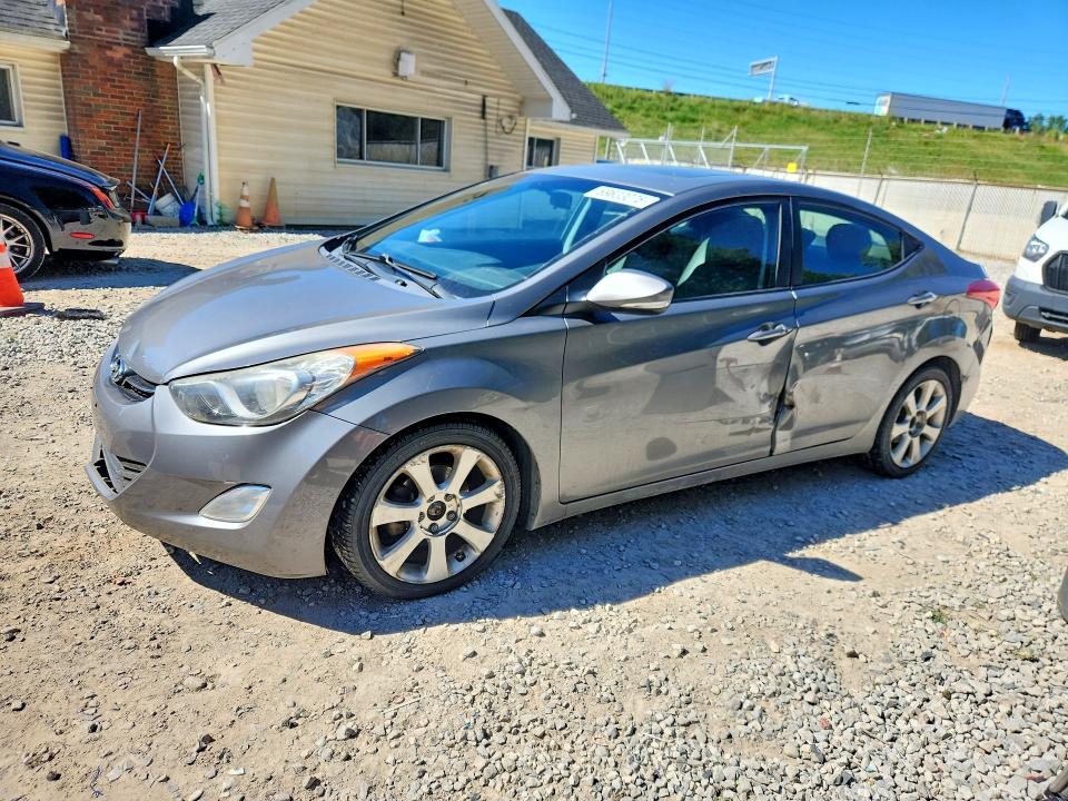 2013 Hyundai Elantra მანქანა იყიდება აუქციონზე, vin: 5NPDH4AE4DH383106, აუქციონის ნომერი: 69633076