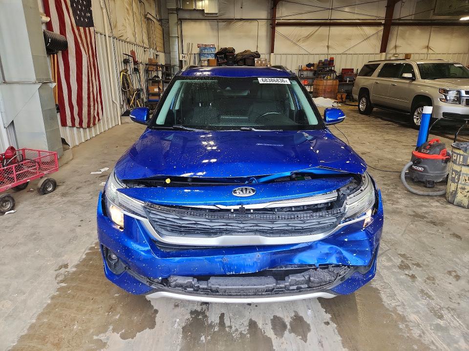 2021 Kia Seltos მანქანა იყიდება აუქციონზე, vin: KNDEUCAA7M7098718, აუქციონის ნომერი: 68386836