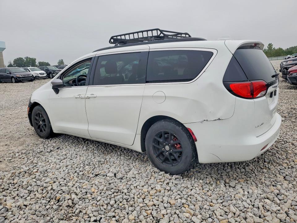 69125766 :رقم المزاد ، 2C4RC1DG3LR144437 vin ، 2020 Chrysler Voyager مزاد بيع