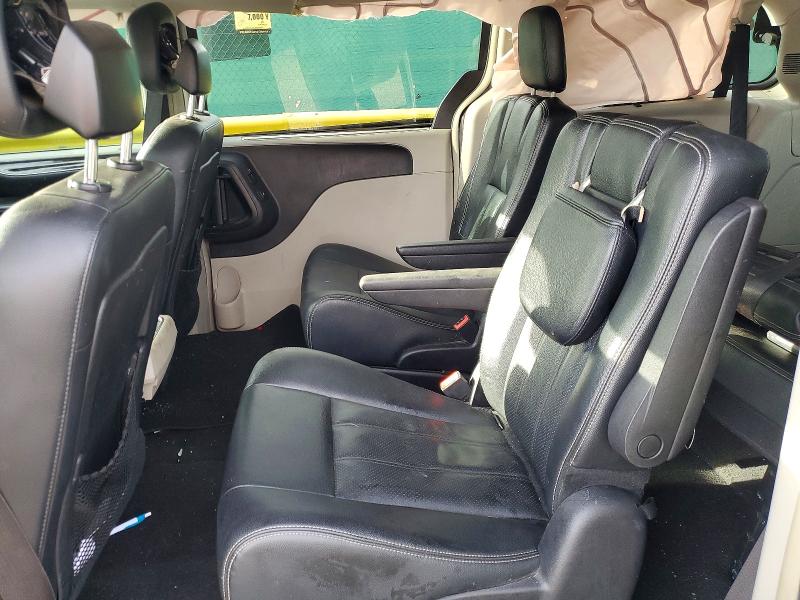 69394856 :رقم المزاد ، 2C4RC1CG6GR207960 vin ، 2016 Chrysler Town & Country مزاد بيع