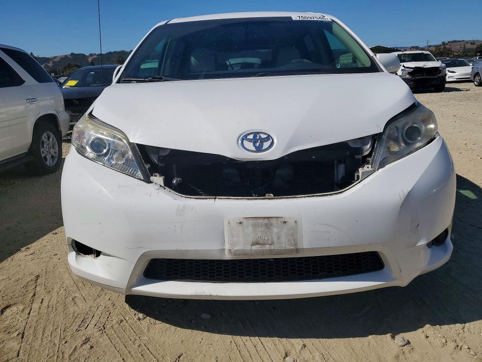 Продаж на аукціоні авто 2013 Toyota Sienna, vin: 5TDKK3DC1DS287280, номер лоту: 70092546