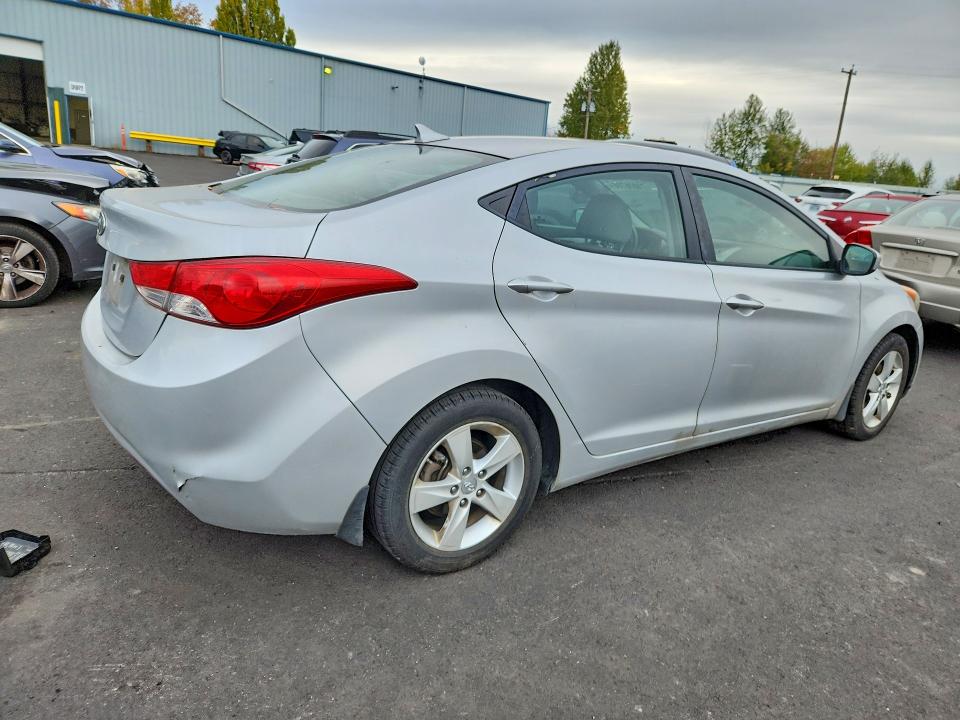Aukcja sprzedaży 2013 Hyundai Elantra, vin: KMHDH4AE2DU965917, numer aukcji: 71076786