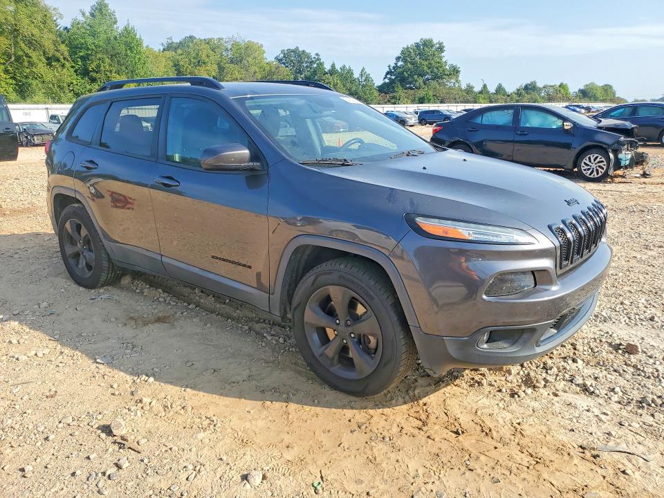 69595536 :رقم المزاد ، 1C4PJMCB6FW740044 vin ، 2015 Jeep Cherokee مزاد بيع