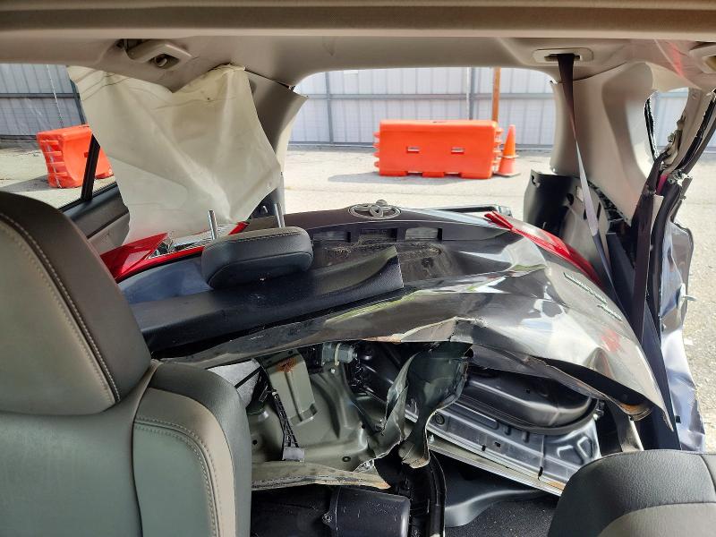 Продаж на аукціоні авто 2015 Toyota Rav4, vin: JTMDFREV6FD097540, номер лоту: 69874136