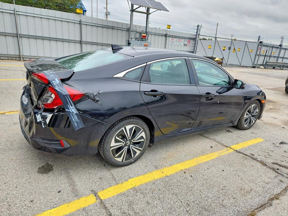 Продажа на аукционе авто 2016 Honda Civic, vin: 19XFC1F31GE004682, номер лота: 69376036