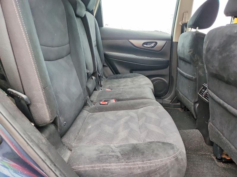 2015 Nissan Rogue მანქანა იყიდება აუქციონზე, vin: 5N1AT2MV5FC835978, აუქციონის ნომერი: 68106186