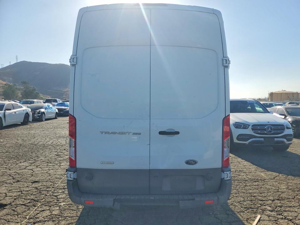 2016 Ford Transit მანქანა იყიდება აუქციონზე, vin: 1FTBW2XG1GKB24301, აუქციონის ნომერი: 69559276