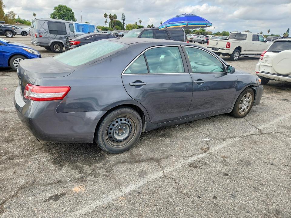 2010 Toyota Camry მანქანა იყიდება აუქციონზე, vin: 4T1BF3EK4AU080055, აუქციონის ნომერი: 69069256